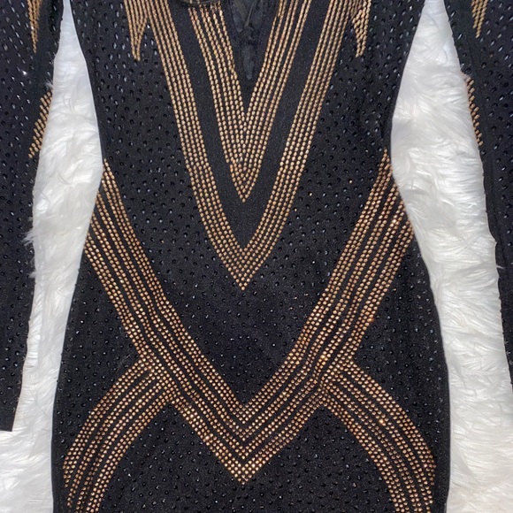 Black gold dress - Picture 5 of 11